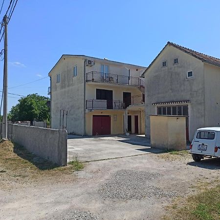 Lastva Holliday Rooms Budva Exterior photo