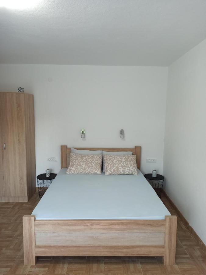 Lastva Holliday Rooms Budva Exterior photo
