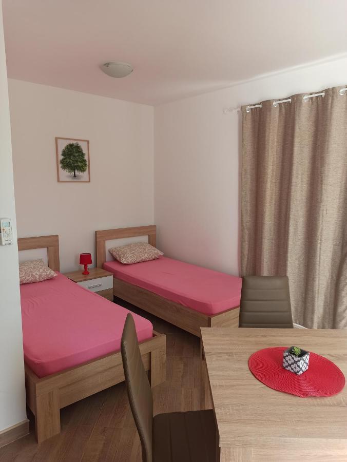 Lastva Holliday Rooms Budva Exterior photo